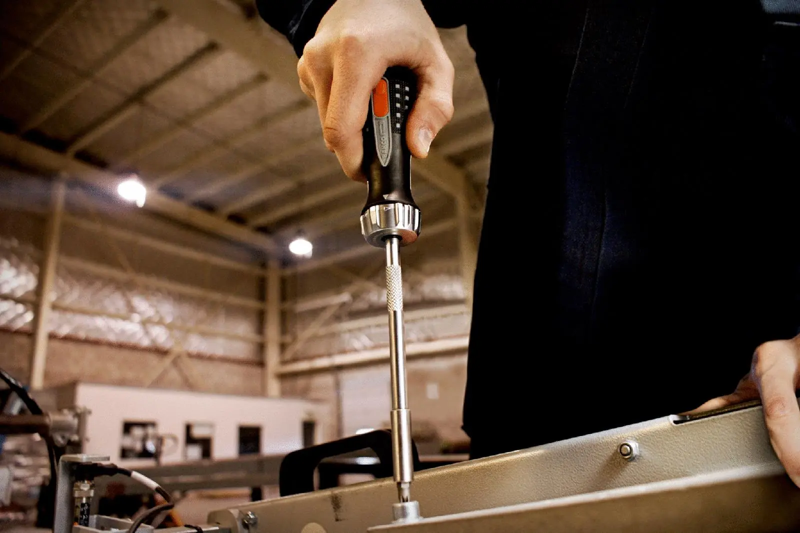 Bahco Ratchet Screwdriver with 1/4" Hex Bits Phillips Pozi Slotted - Image 6