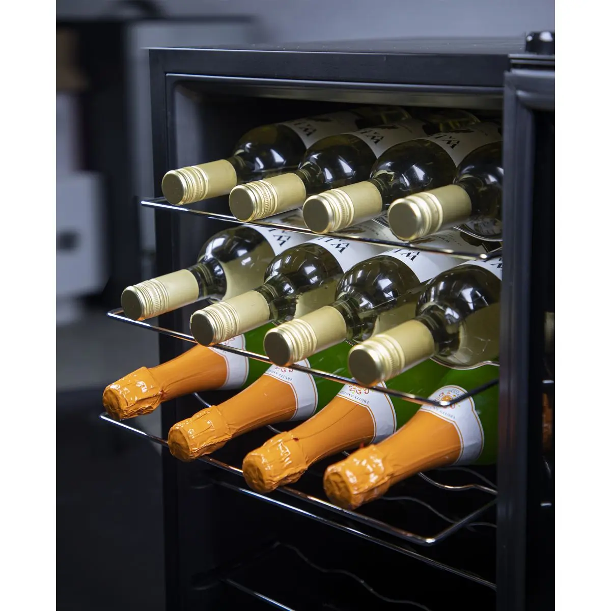 Baridi 28 Bottle Wine Fridge with Digital Touchscreen Controls & LED Light, Black - Image 9