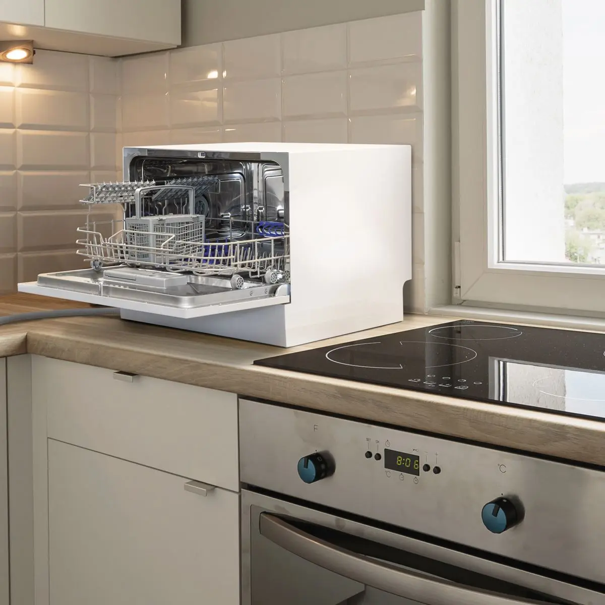 Baridi Compact Tabletop Dishwasher 6 Place Settings, 6 Programmes, Low Noise, 6.5L Cycle, Start Delay - White - Image 2
