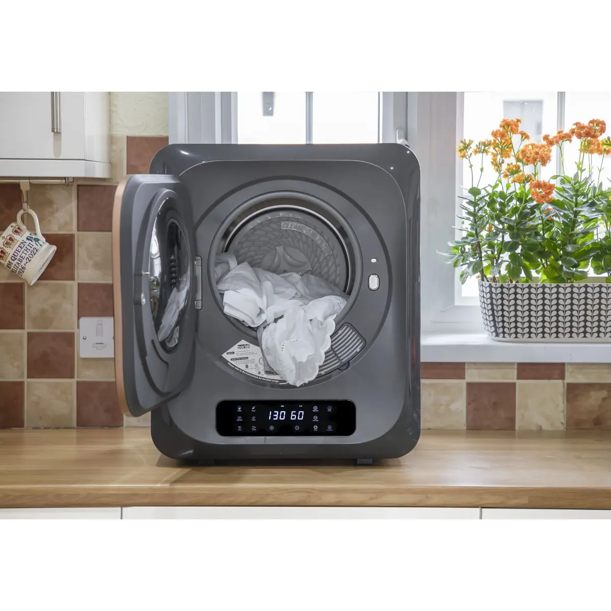 Baridi Small Tumble Dryer, Portable, 2.5kg, Vented, Perfect for Counter Top or Wall Mounted Use with Digital Controls, Compact, Black Mini Spin Dryer - DH229 - Image 3