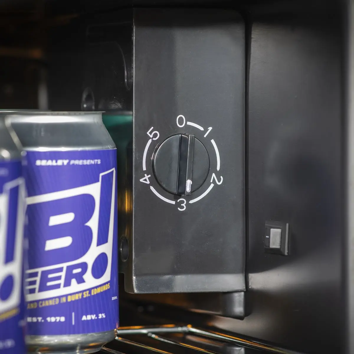 Baridi Under Counter Wine/Drink/Beverage Cooler/Fridge, Built-In Thermostat, Energy Class E, 85 Litre - Stainless Steel - Image 4
