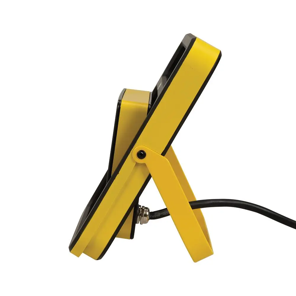 Defender Slimline LED Floor Light 110V 20W E206011 - Image 6
