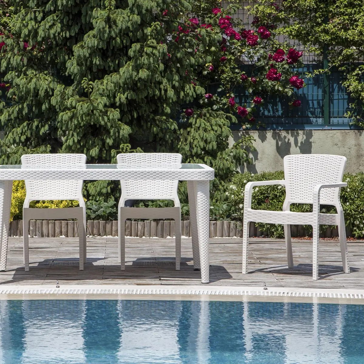 Dellonda 7-Piece Dining Set Weather-Resistant Polypropylene/Fibreglass , Tempered Glass Table Top, Stackable Chairs - White - Image 2