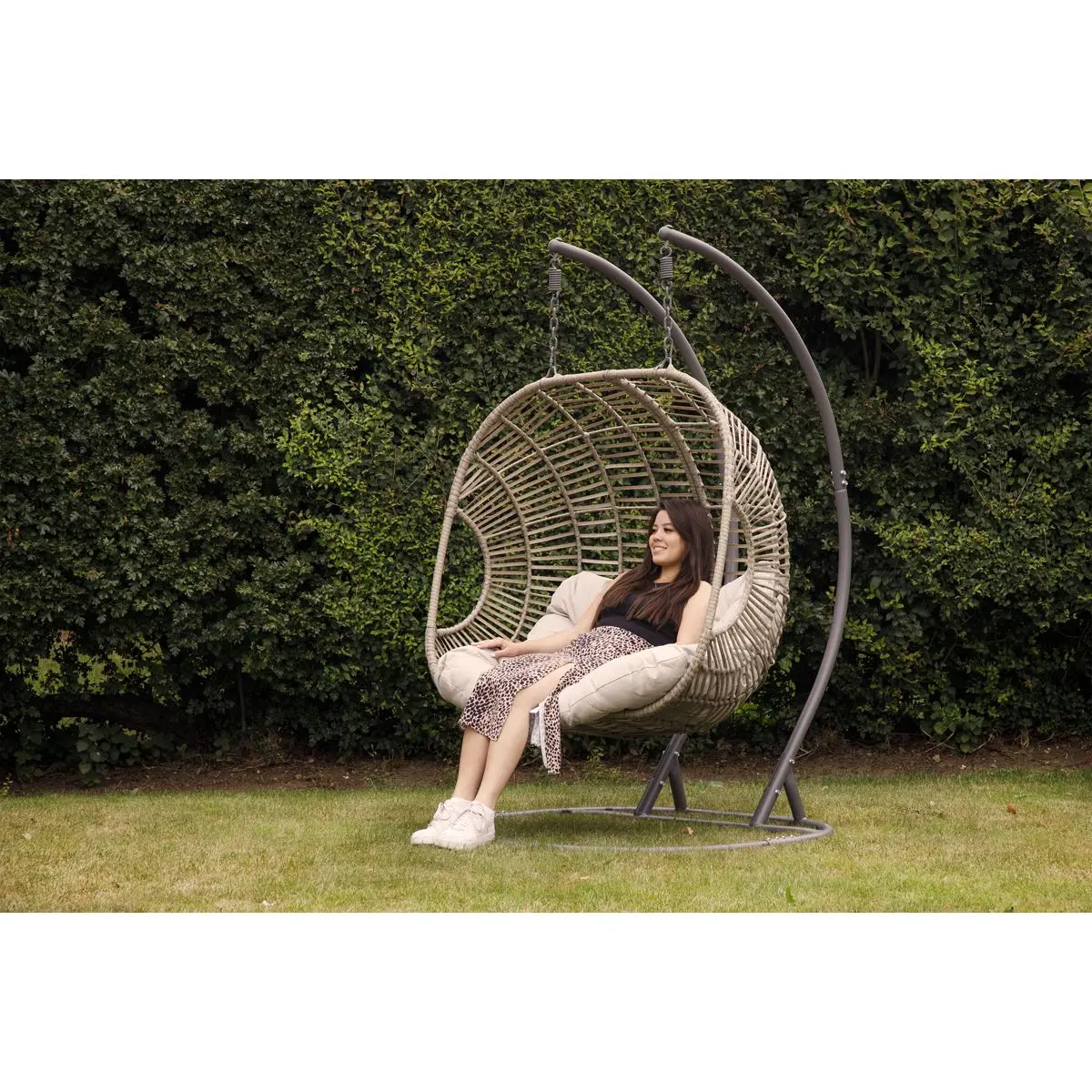 Dellonda Egg Hanging Swing Chair, Wicker Rattan Basket, Steel Frame, Double - Image 7