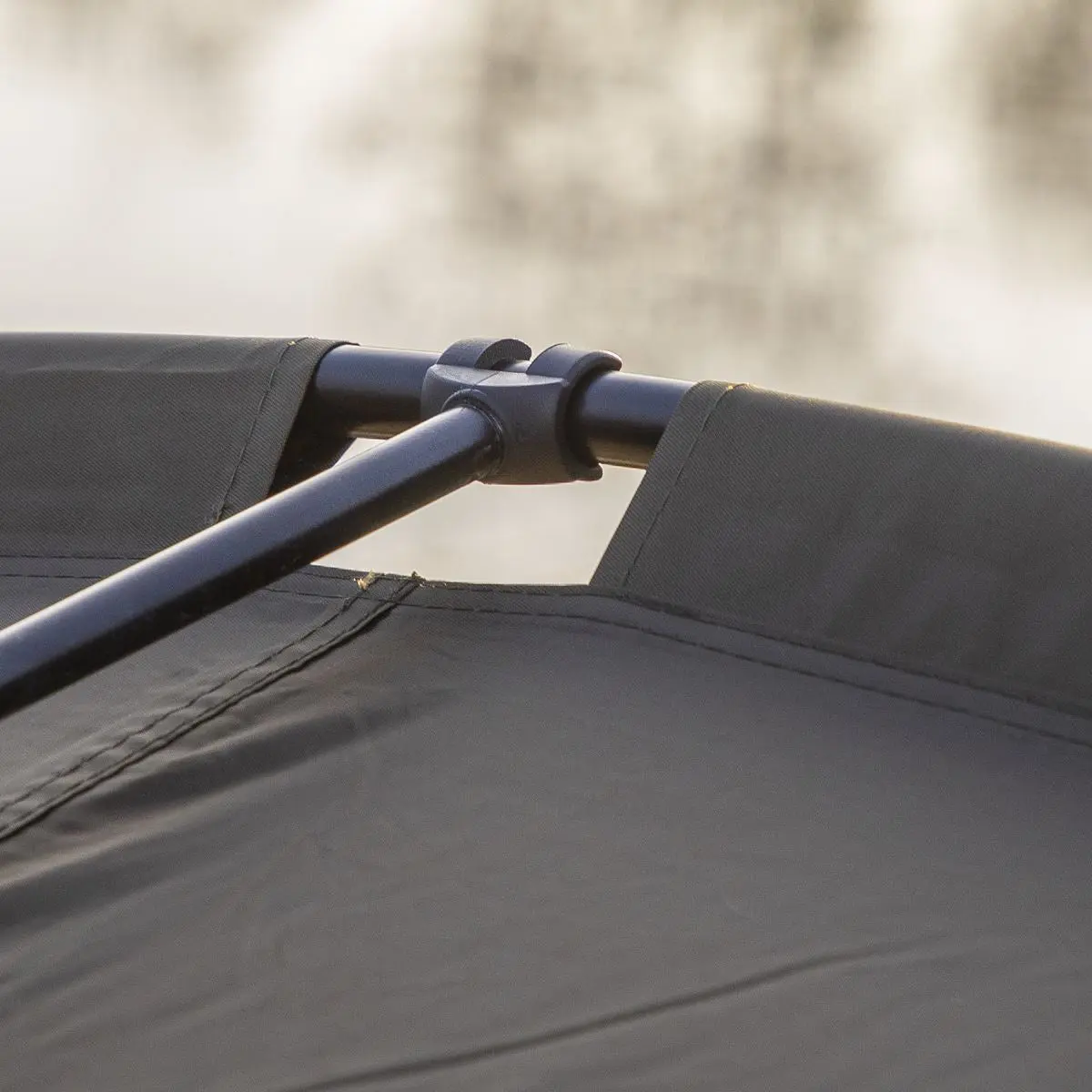 Dellonda Fishing Bivvy Carp Tent Lightweight 2-Man Waterproof & UV Protection Quick Assembly Pre-Threaded Poles with Ground Sheet & Heavy Duty Ground Pegs - Image 8