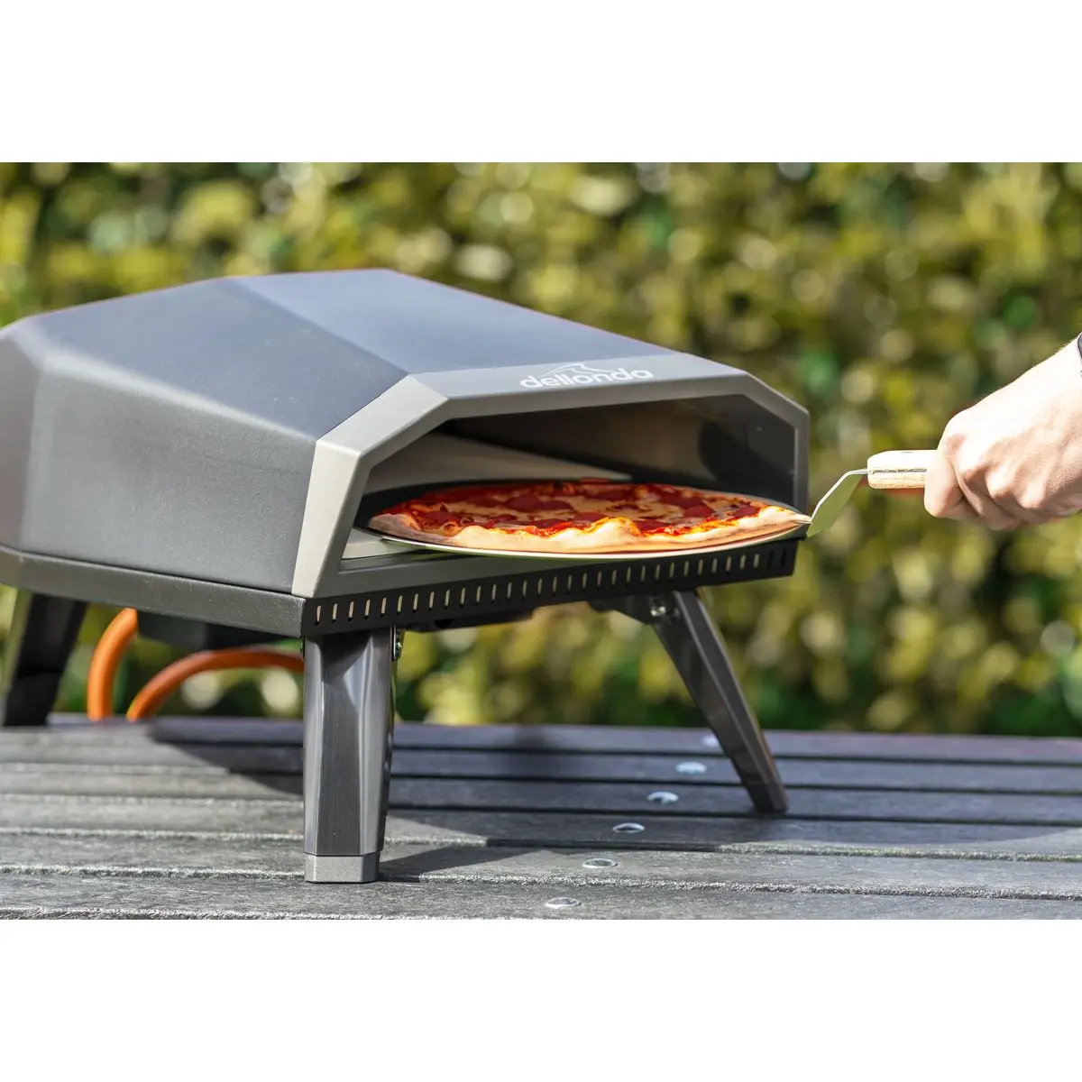 Dellonda Gas Pizza Oven with Gas Regulator, Water Resistant Cover/Carry Bag & 12" Pizza Peel - Image 6