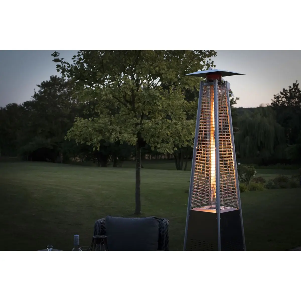 Dellonda 13kW Pyramid Gas Patio Heater 13kW Commercial/Garden Use - Stainless Steel - Image 4