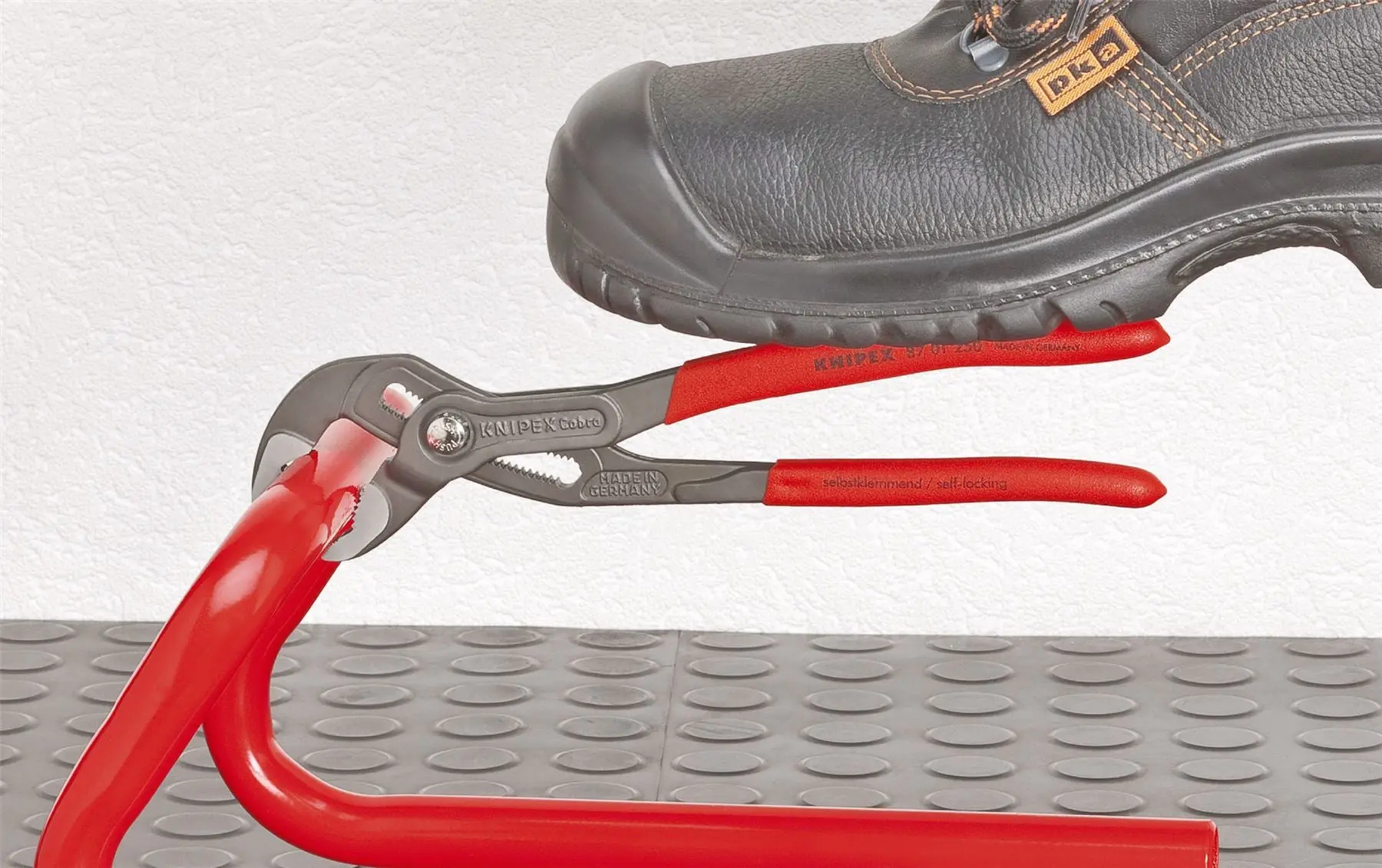 KNIPEX Cobra High Tech Water Pump Pliers 250mm Plastic Coated Handles Non Slip 87 01 250 SB - Image 3