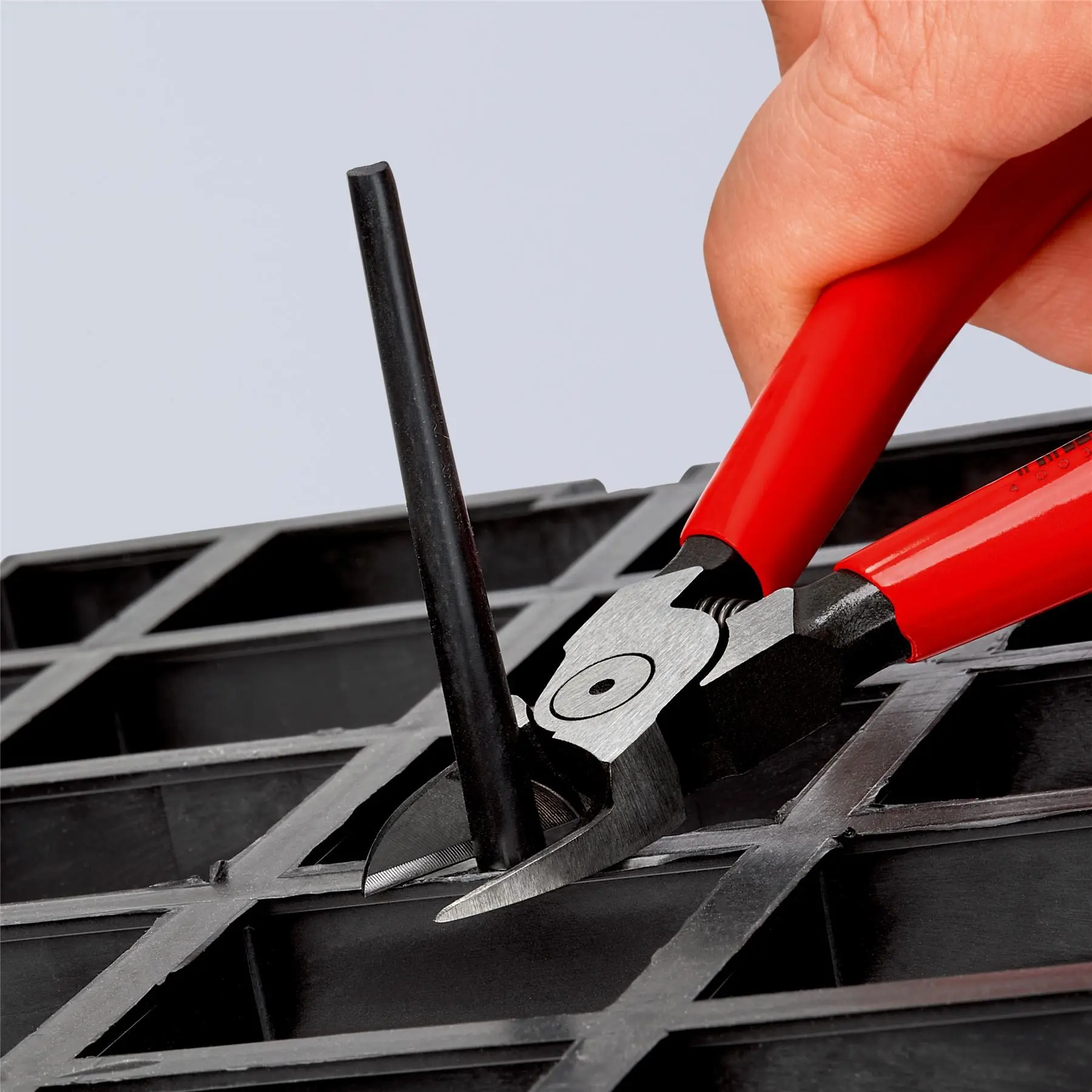 Knipex Cutting Pliers 140mm Diagonal Cutters for Plastics 72 01 140 - Image 3