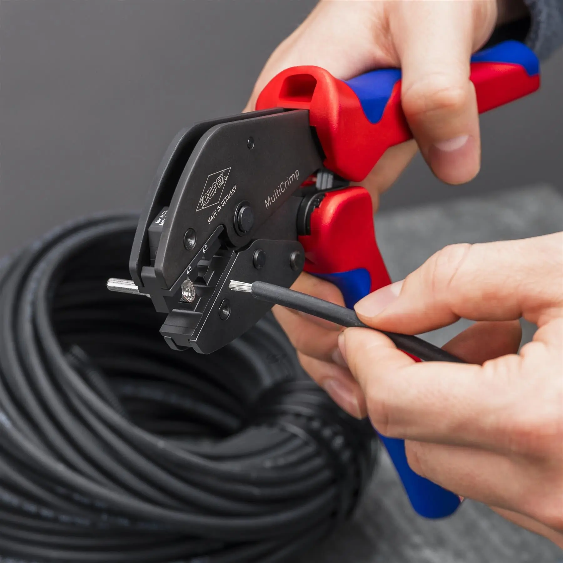 KNIPEX MultiCrimp PV for MC4 / MC4 EVO2 Wire Ferrules and Non Insulated Terminals 97 33 03 - Image 5