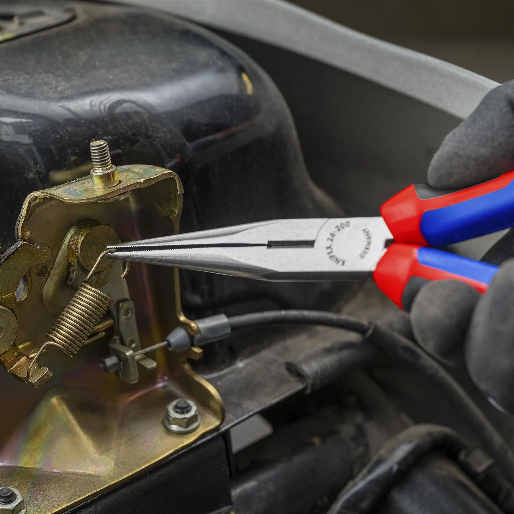 KNIPEX Snipe Nose Side Cutting Pliers Stork Beak Plier 200mm with Comfort Handles 26 12 200 - Image 3