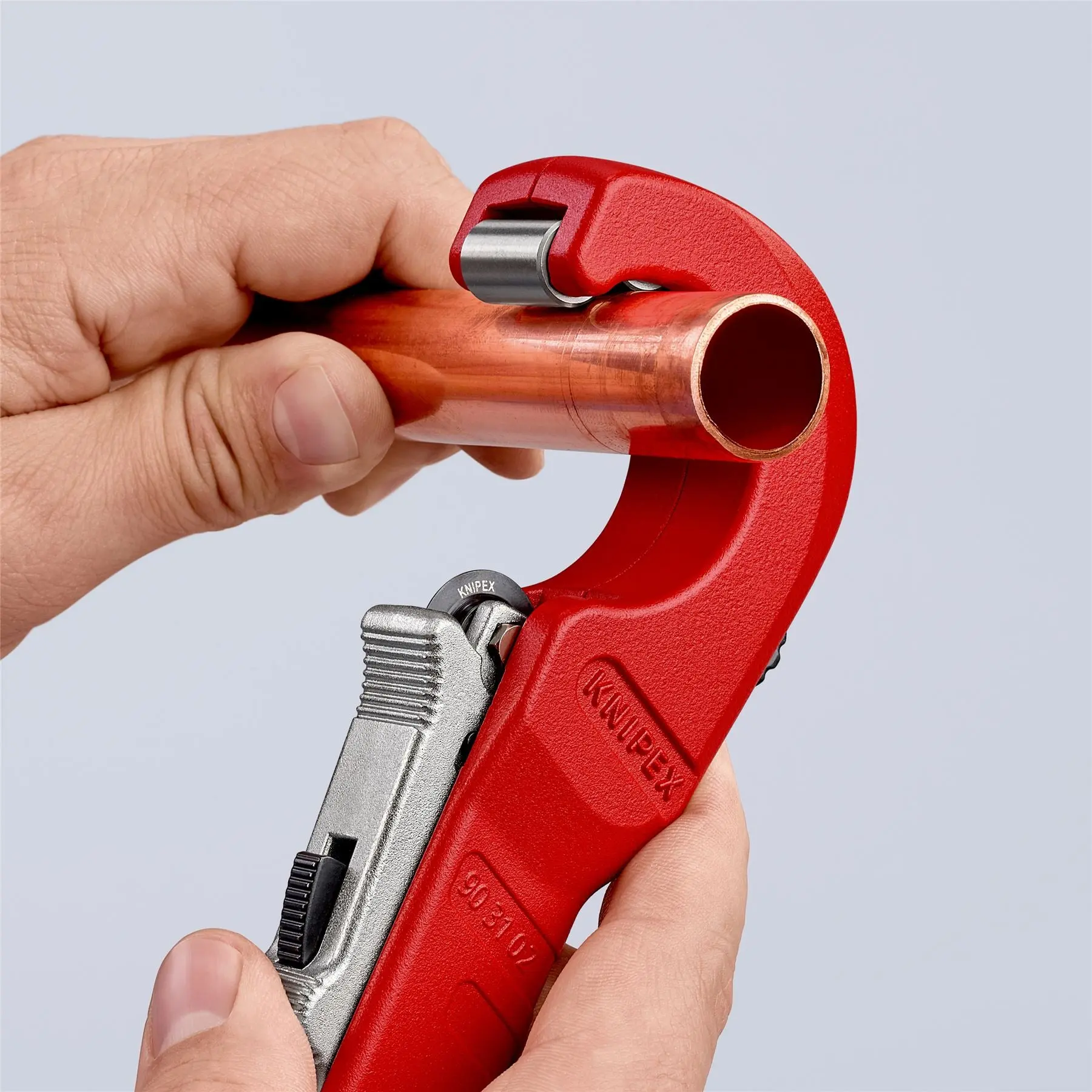 Knipex TubiX® Pipe Cutter 6-35mm Capacity 180mm 90 31 02 BK - Image 13