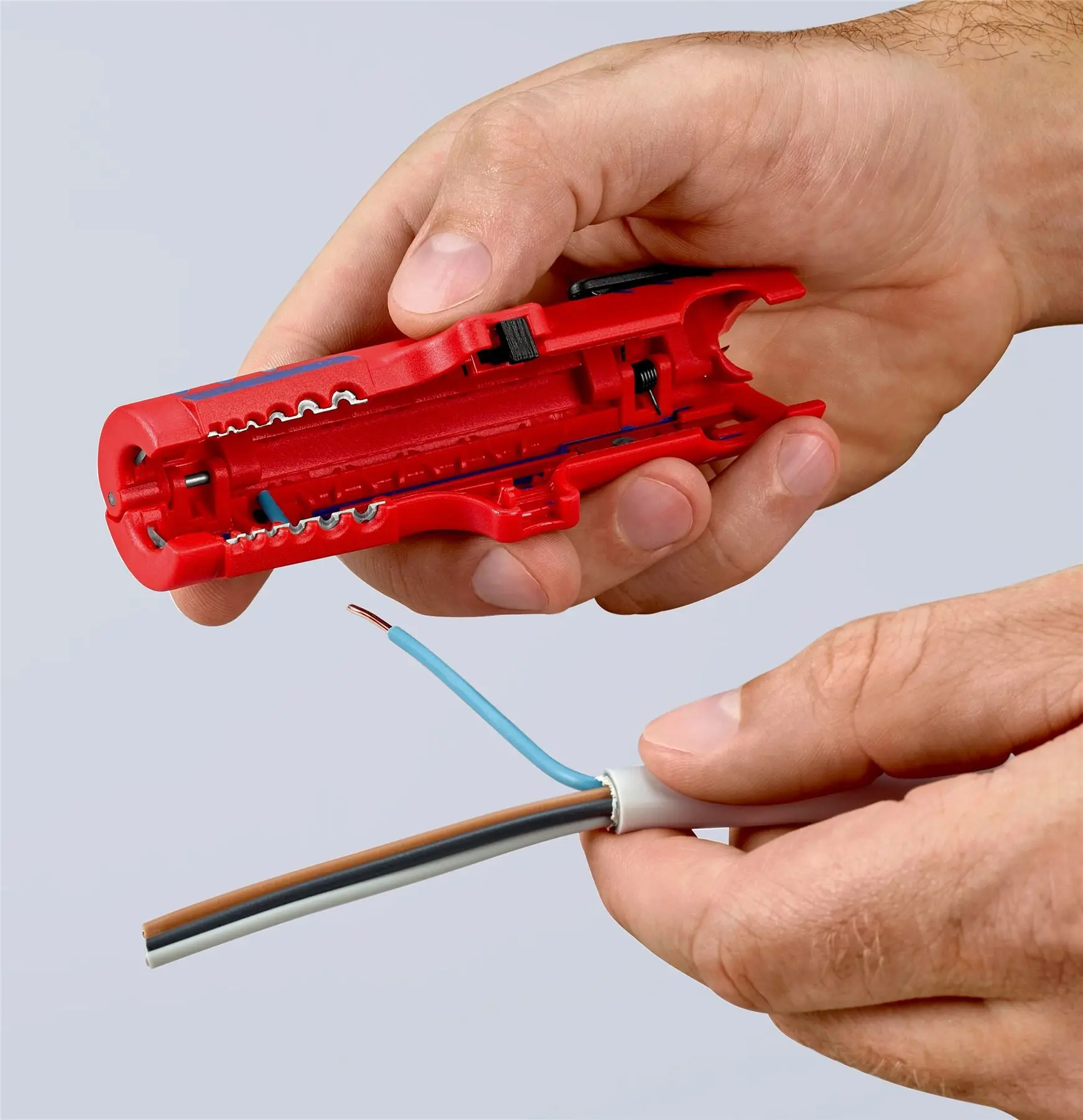 KNIPEX Universal Wire Stripping Tool 125mm for 8-13mm Diameter Cables 16 85 125 SB - Image 6