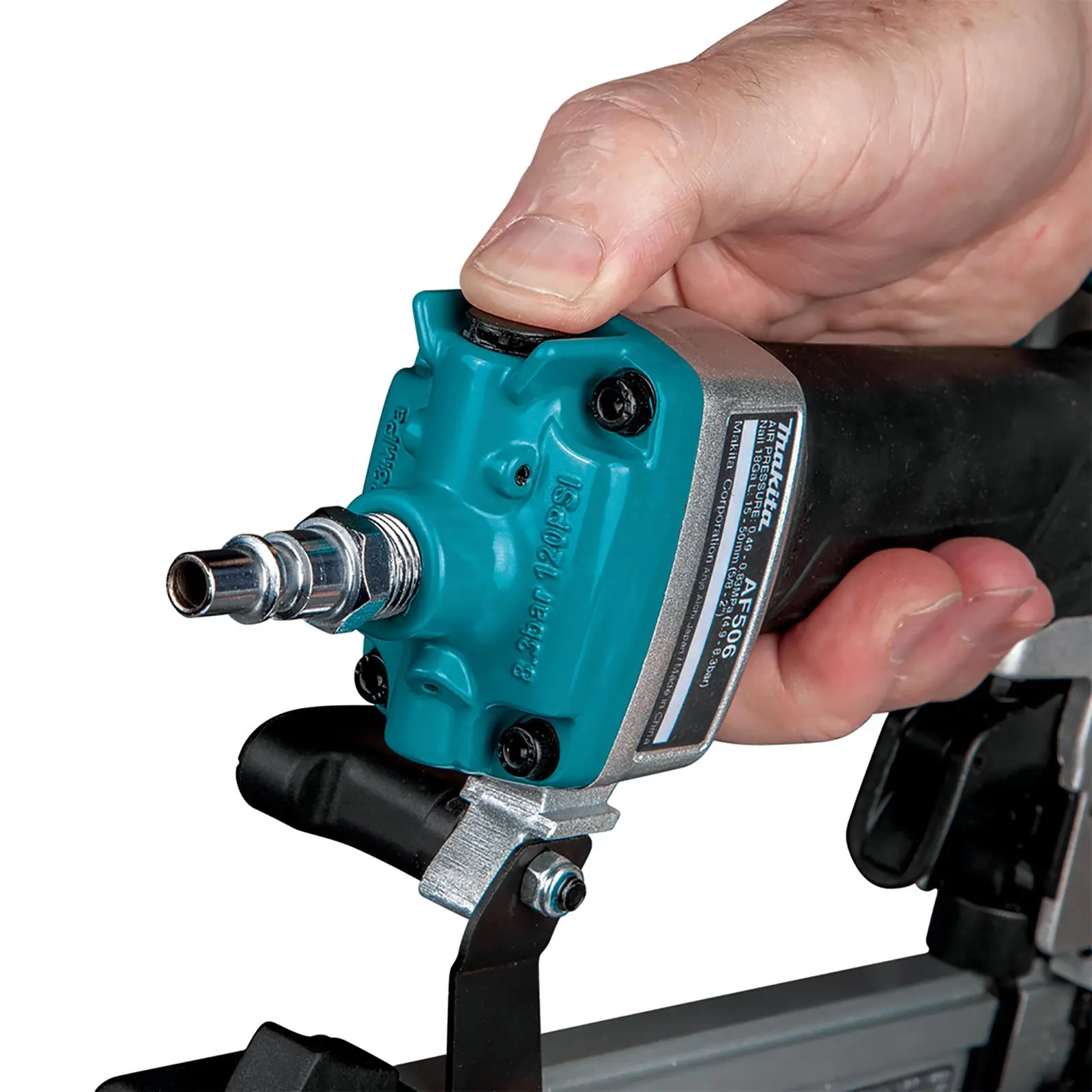 Makita Air Brad Nailer 15-50mm 18 Gauge Nails AF506 - Image 3