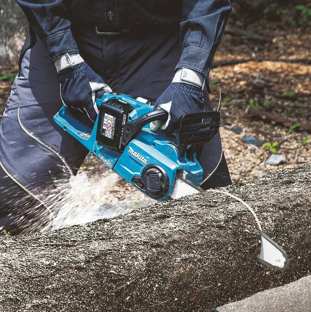 Makita Chainsaw Kit Heavy Duty 35cm 14" 18V x 2 LXT Brushless Cordless 2 x 6Ah Battery and Dual Rapid Charger Garden Tree Cutting Pruning DUC353PG2 - Image 5