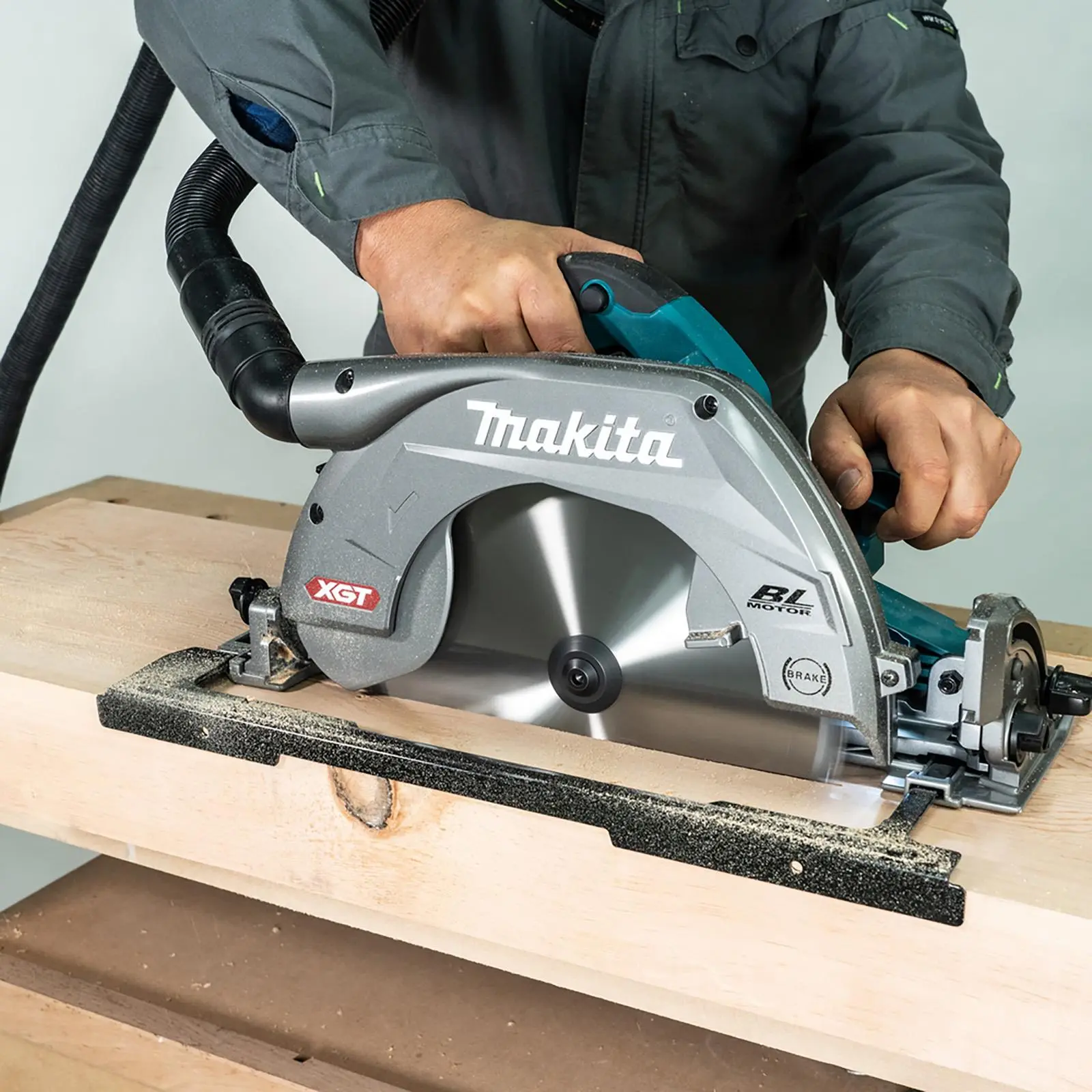 Makita Circular Saw 270mm 40V Max XGT Brushless Body Only HS011GZ - Image 2
