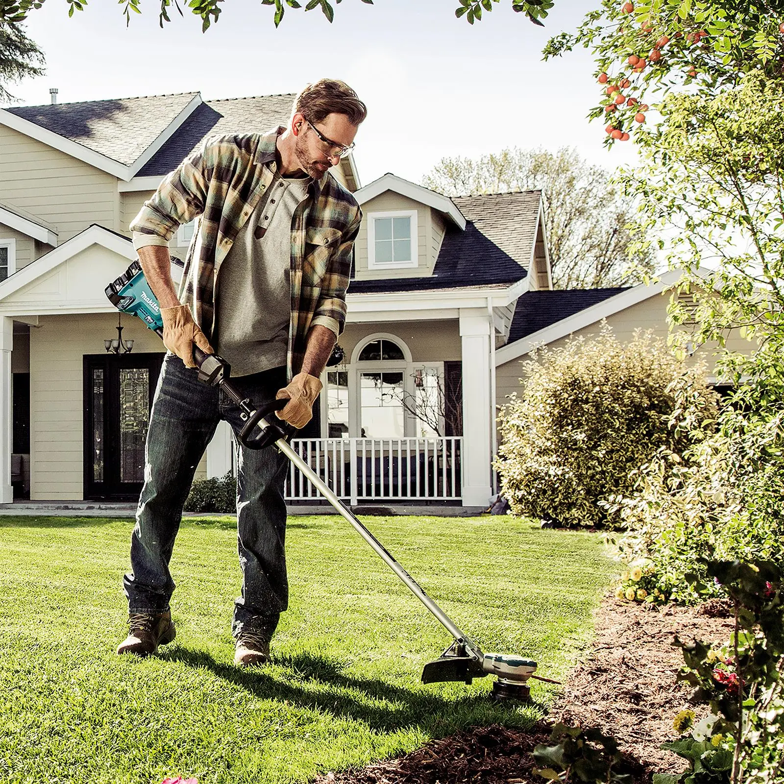 Makita Line Trimmer Strimmer Kit 2 x 18V LXT Brushless Cordless Garden Lawn Strimming 2 x 5Ah Battery and Dual Rapid Charger DUR368LPT2 - Image 4