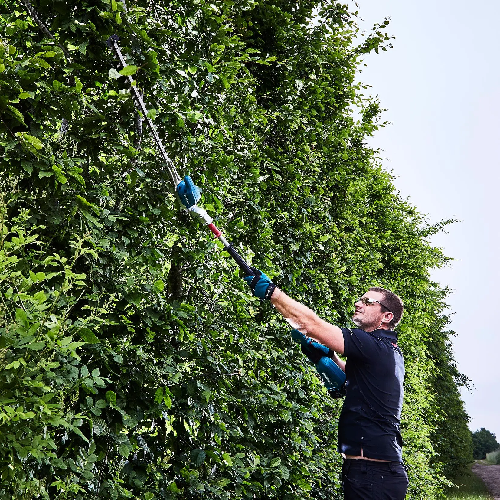 Makita Pole Hedge Trimmer 50cm 18V LXT Li-ion Brushless Cordless Garden Bush Cutter Cutting Bare Unit Body Only DUN500WZ - Image 10
