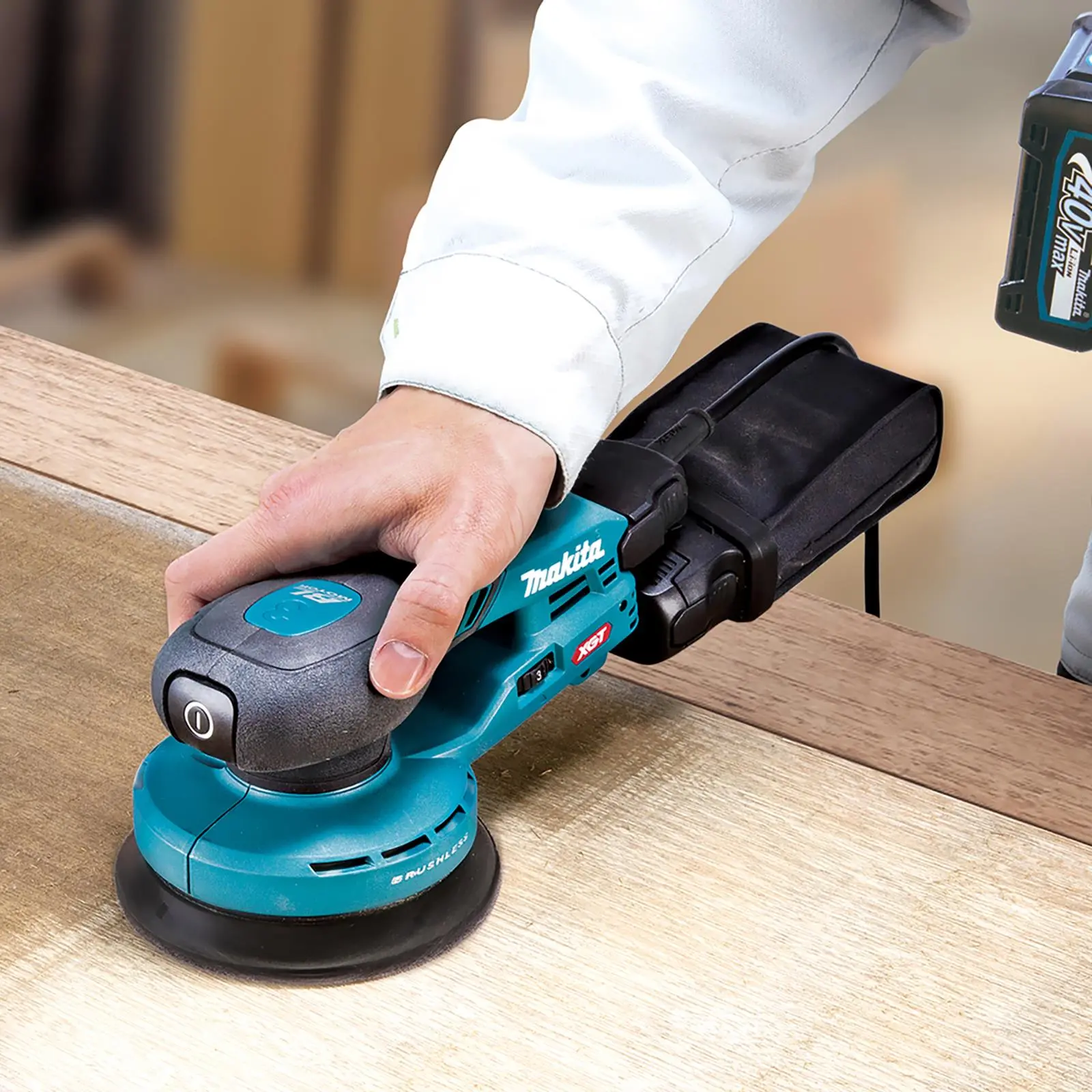 Makita Random Orbital Sander 150mm Lightweight 3mm Orbit Diameter XGT 40V Max Brushless Body Only BO004CGZ - Image 3