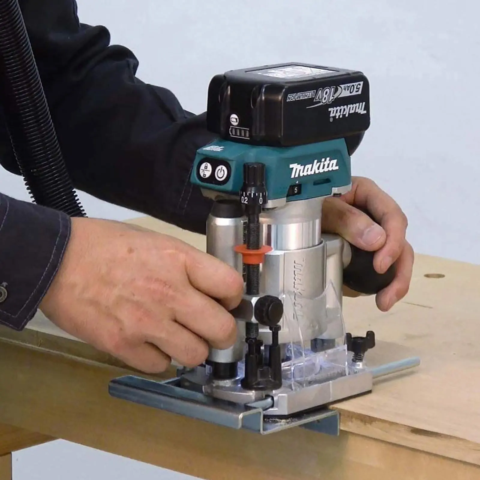 Makita Router Trimmer 18V LXT Brushless Cordless Plunge Offset Base in Makpac Case DRT50ZJX3 Body Only - Image 2