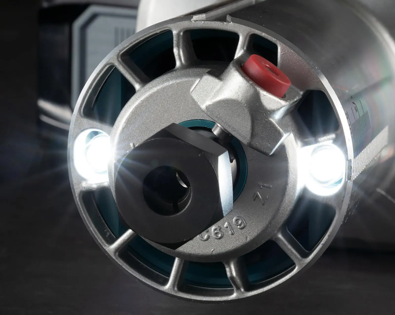 Makita Router Trimmer 40V Max XGT 1/4" Collet in MakPac Type 4 Case with Plunge Base Body Only RT001GZ16 - Image 9