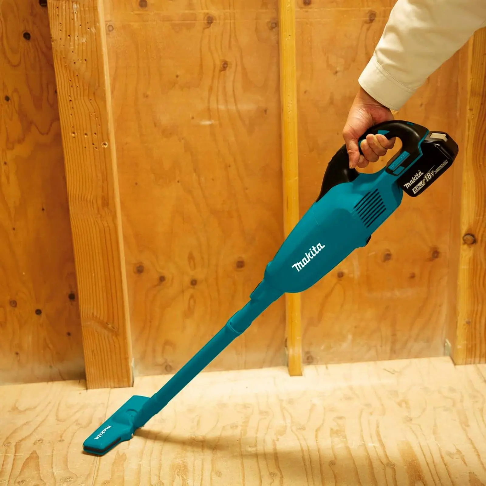 Makita Vacuum Cleaner 18V LXT Brushless Cordless 750ml DCL280FZ Body Only - Image 5