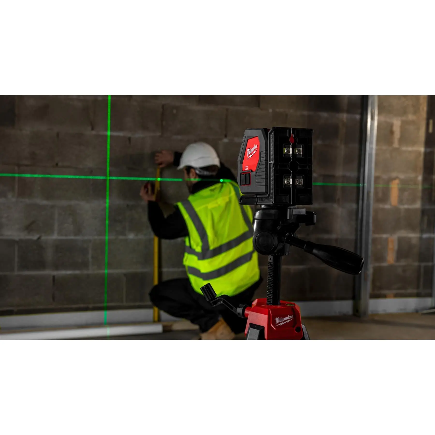 Milwaukee Alkaline Green Cross Line Laser Level CLL-C - Image 14