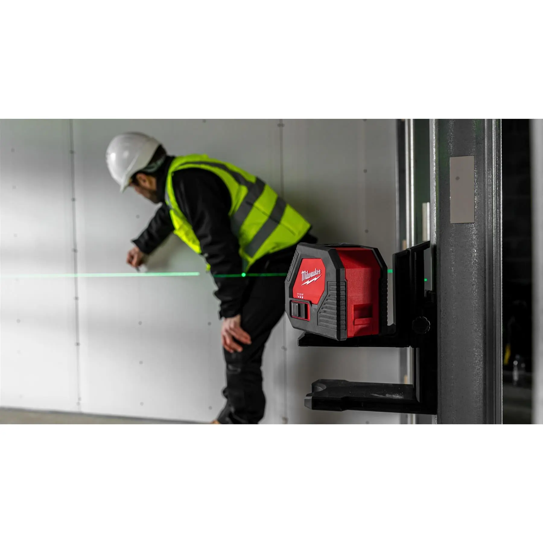 Milwaukee Alkaline Green Cross Line Laser Level CLL-C - Image 15