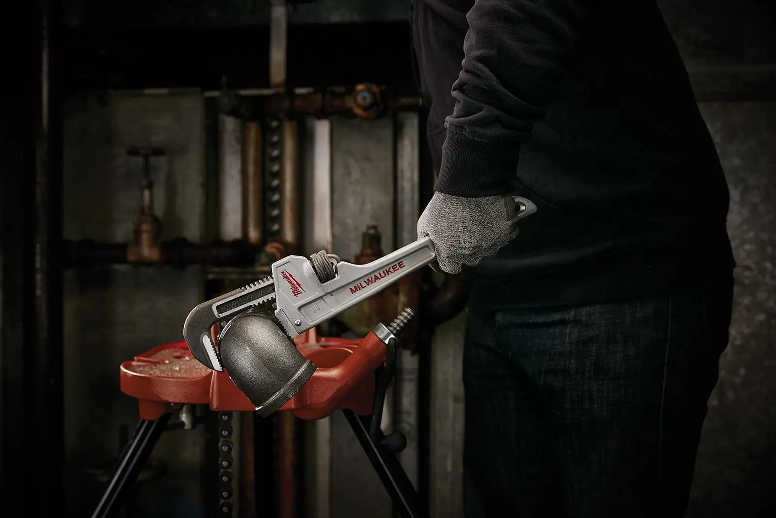 Milwaukee Aluminium Pipe Wrench 350mm 14in Jaw Capacity 51mm - Image 4