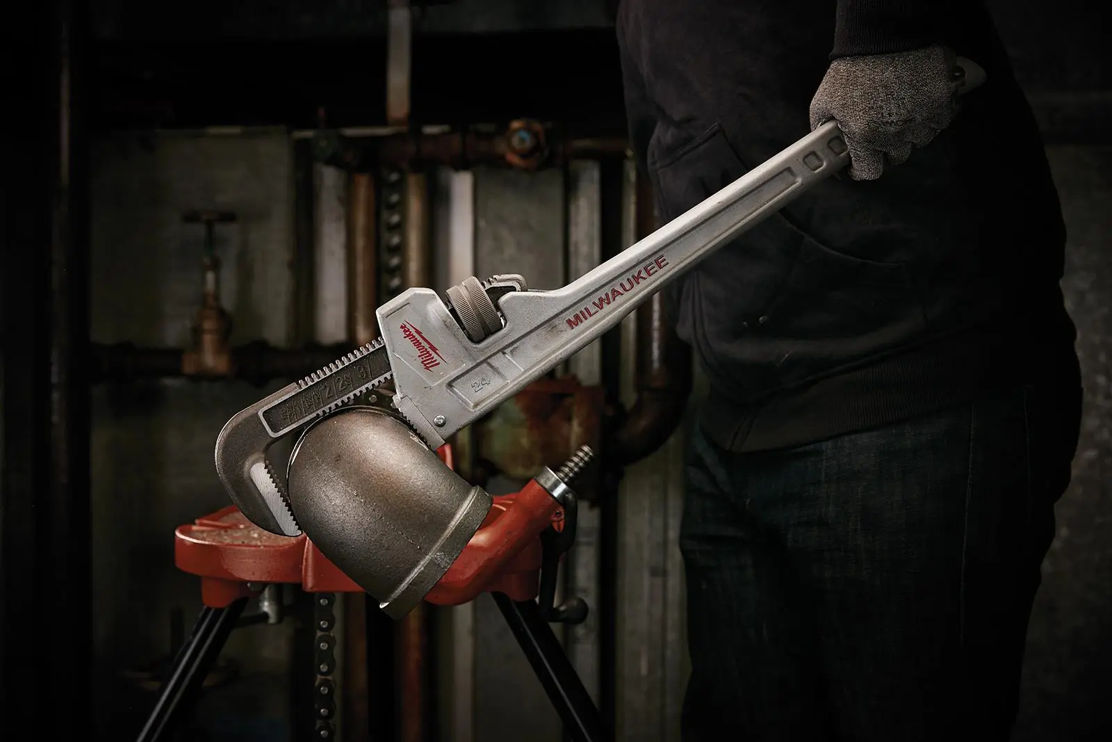 Milwaukee Aluminium Pipe Wrench 450mm 18in Jaw Capacity 63mm - Image 4