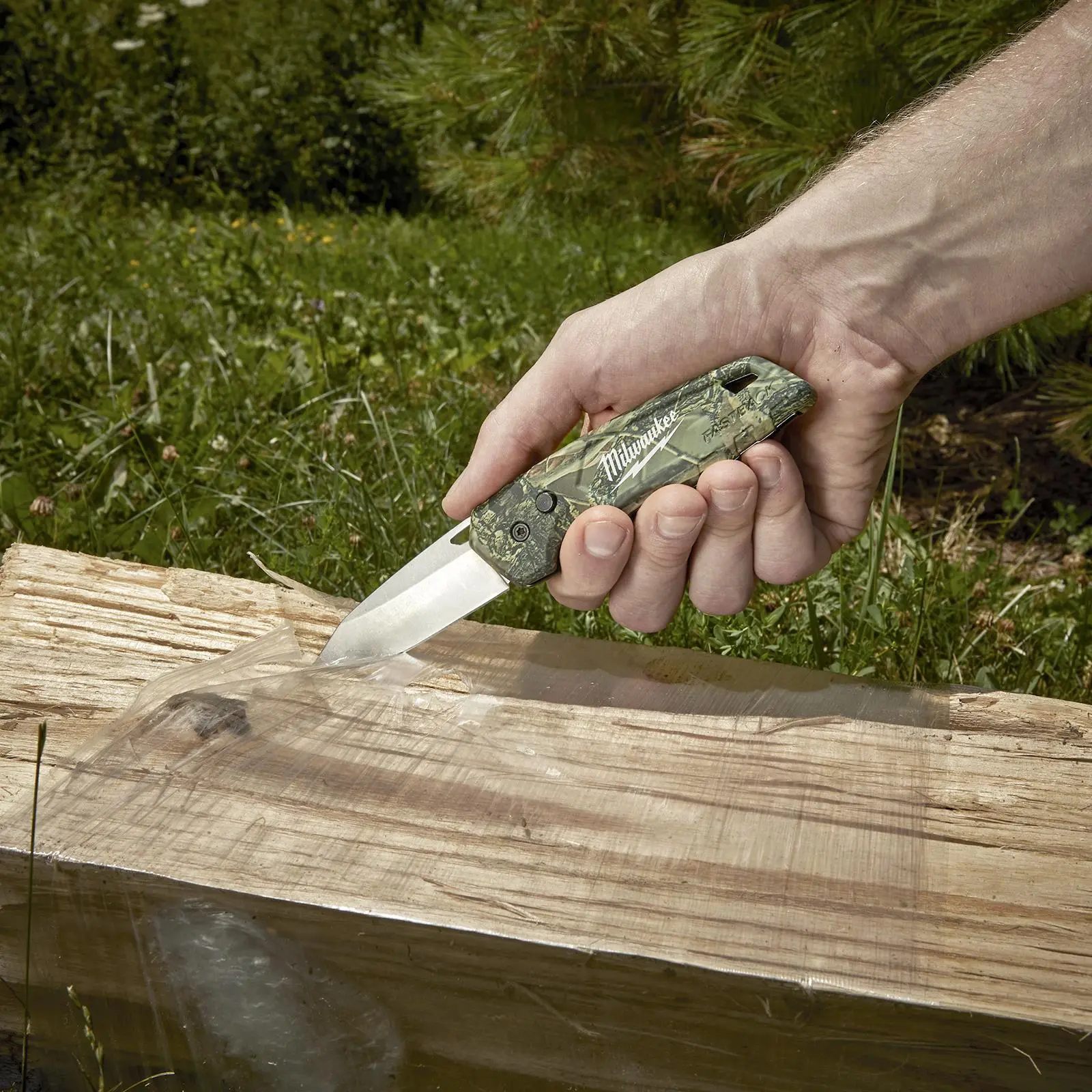 Milwaukee FASTBACK Folding Knife Camo - Image 4