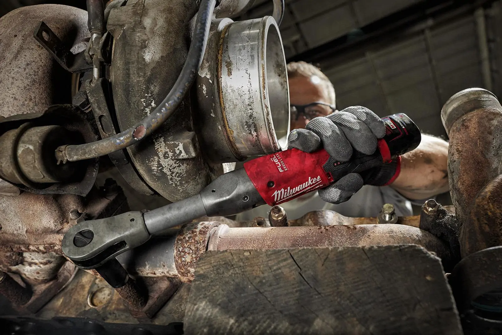 Milwaukee M12 Fuel 12V 3/8" Drive Cordless Extended Reach Ratchet Bare Unit M12FIR38LR-0 - Image 14