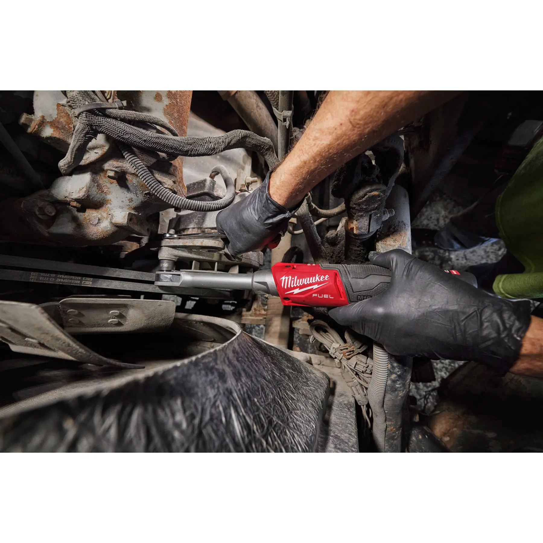 Milwaukee M12 Fuel 12V Cordless Insider Pass-Through Ratchet Bare Unit M12FPTR-0 - Image 9
