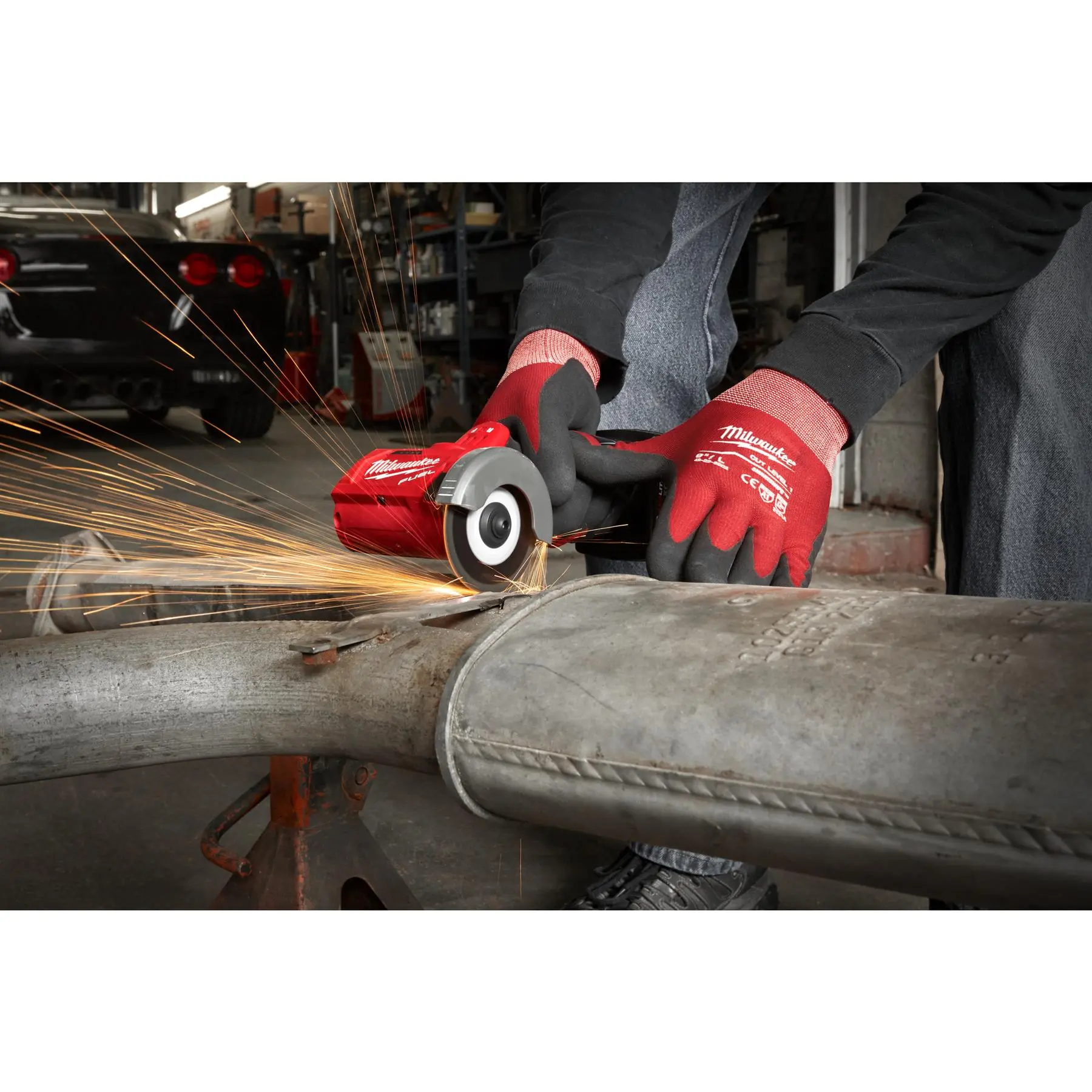 Milwaukee M12 Fuel 12V Sub Compact Multi Material Cordless Cut Off Tool 76mm Blade Bare Unit M12FCOT-0 - Image 10