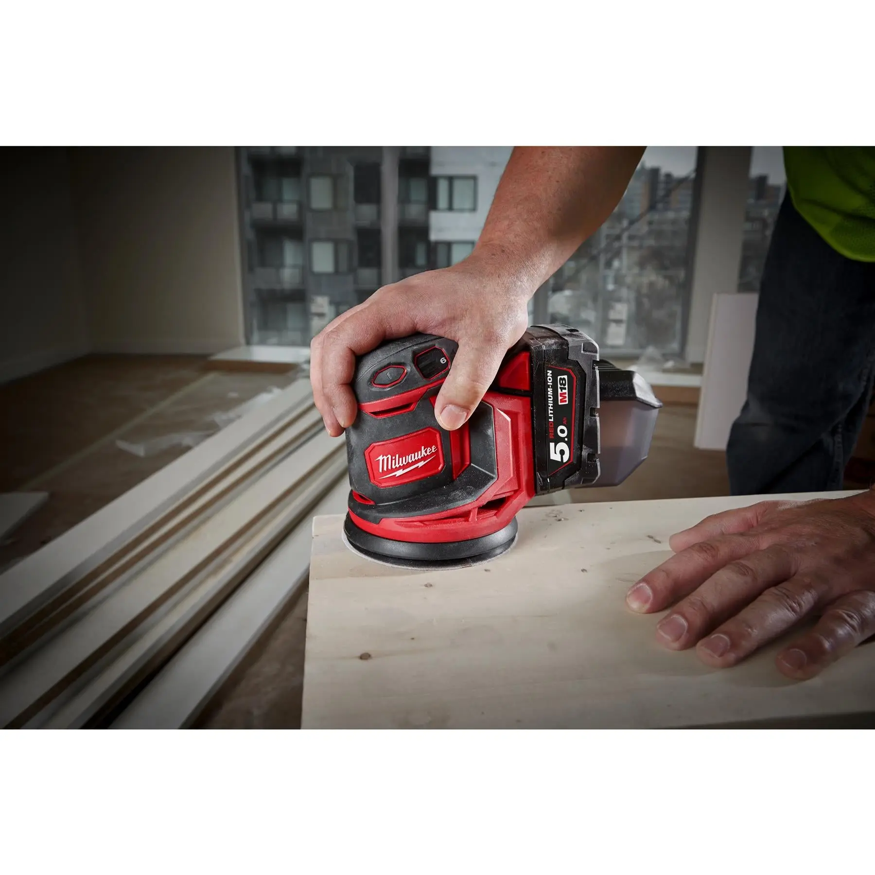 Milwaukee M18 18V 125mm Cordless Random Orbital Sander Bare Unit M18BOS125-0 - Image 6