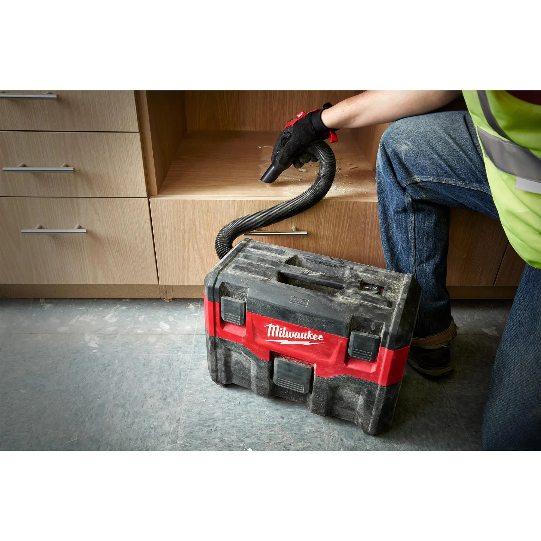 Milwaukee M18 18V Cordless Wet and Dry Vacuum Cleaner Bare Unit M18VC2-0 - Image 10