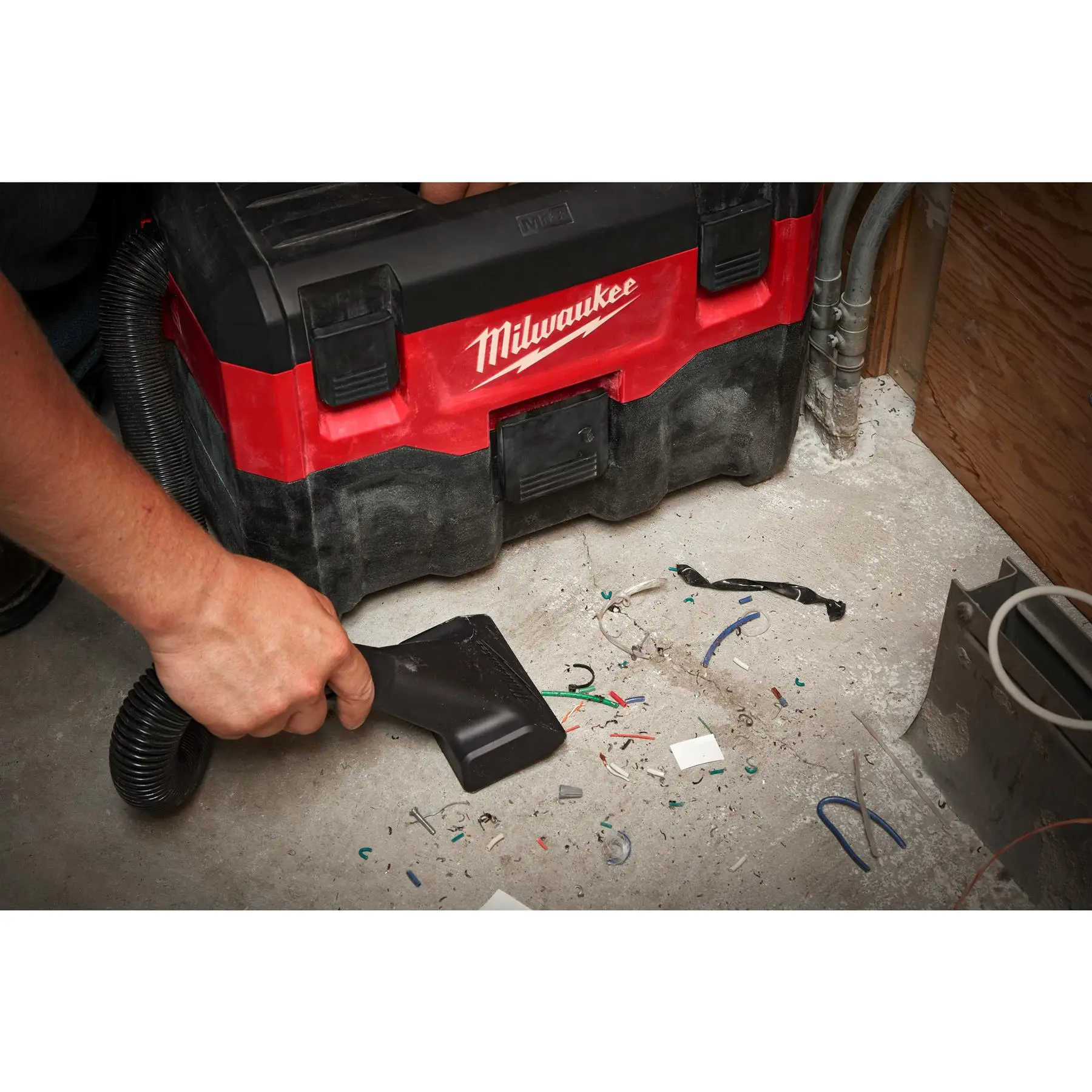Milwaukee M18 18V Cordless Wet and Dry Vacuum Cleaner Bare Unit M18VC2-0 - Image 12
