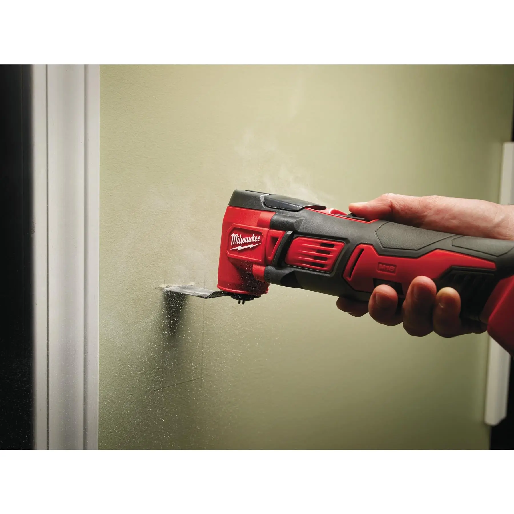Milwaukee M18 18V Multi Tool With Accessorites Bare Unit M18BMT-0 - Image 8