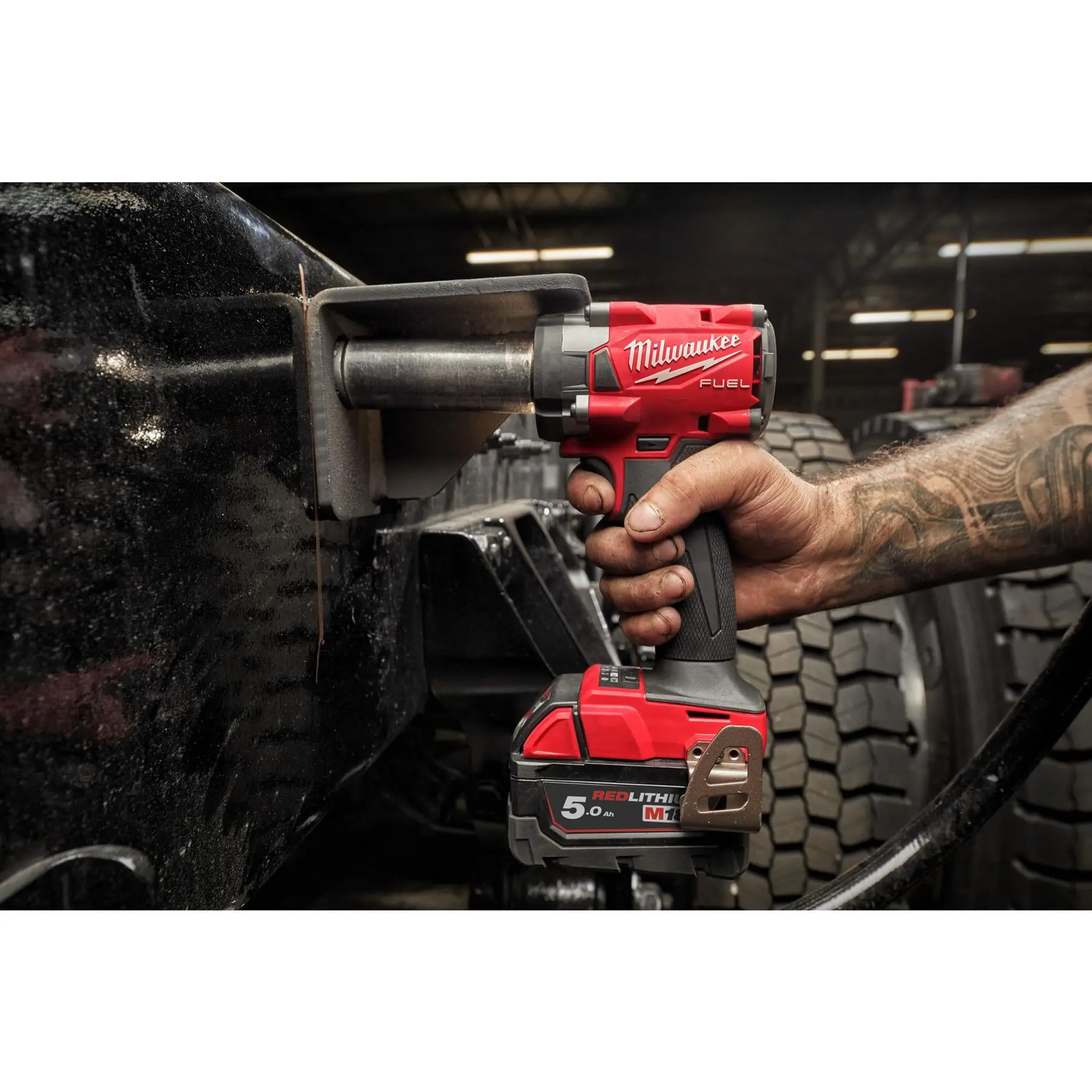 Milwaukee M18 Fuel 18V 3/8" Drive Cordless Compact Impact Wrench Friction Ring 2 x 5Ah Battery + Charger M18FIW2F38-502X - Image 10
