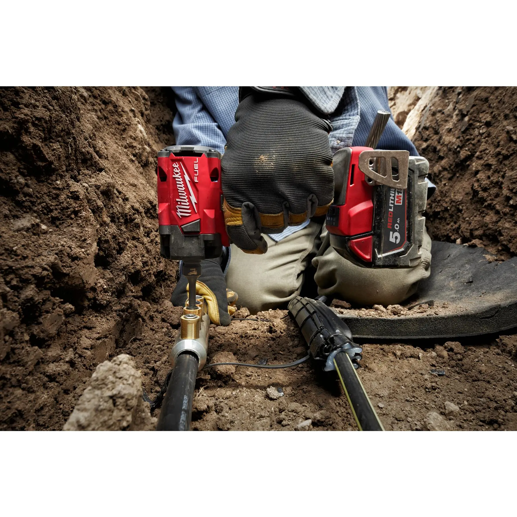 Milwaukee M18 Fuel 18V 3/8" Drive Cordless Compact Impact Wrench Friction Ring 2 x 5Ah Battery + Charger M18FIW2F38-502X - Image 8