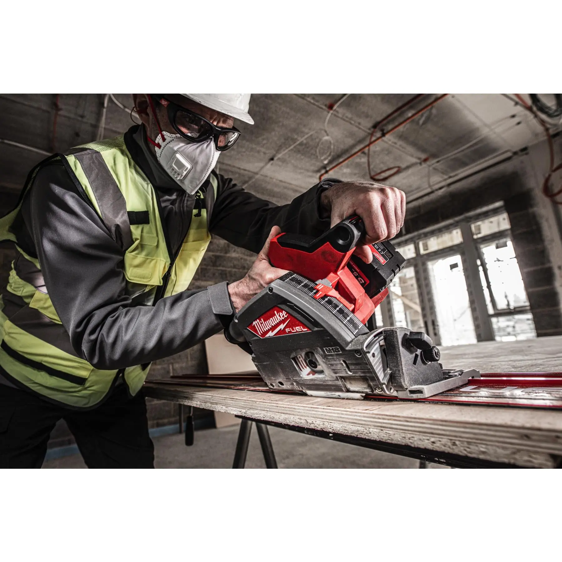 Milwaukee M18 Fuel 18V 55mm Cordless Plunge Saw in Packout XL Tool Box Bare Unit M18FPS55-0P - Image 9