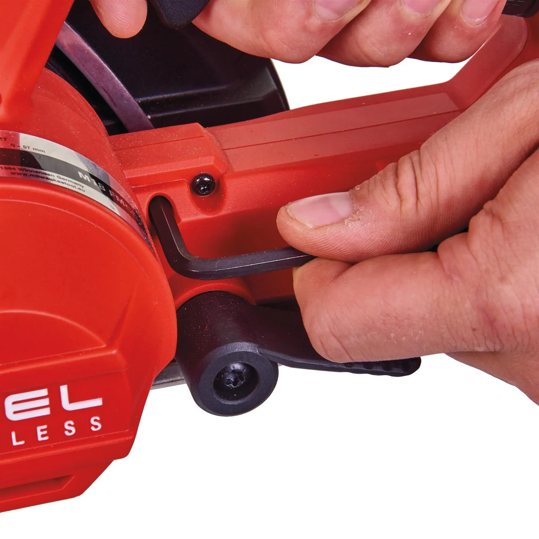 Milwaukee M18 Fuel 18V 57mm Metal Cordless Circular Saw 150mm Blade Bare Unit M18FMCS-0 - Image 8