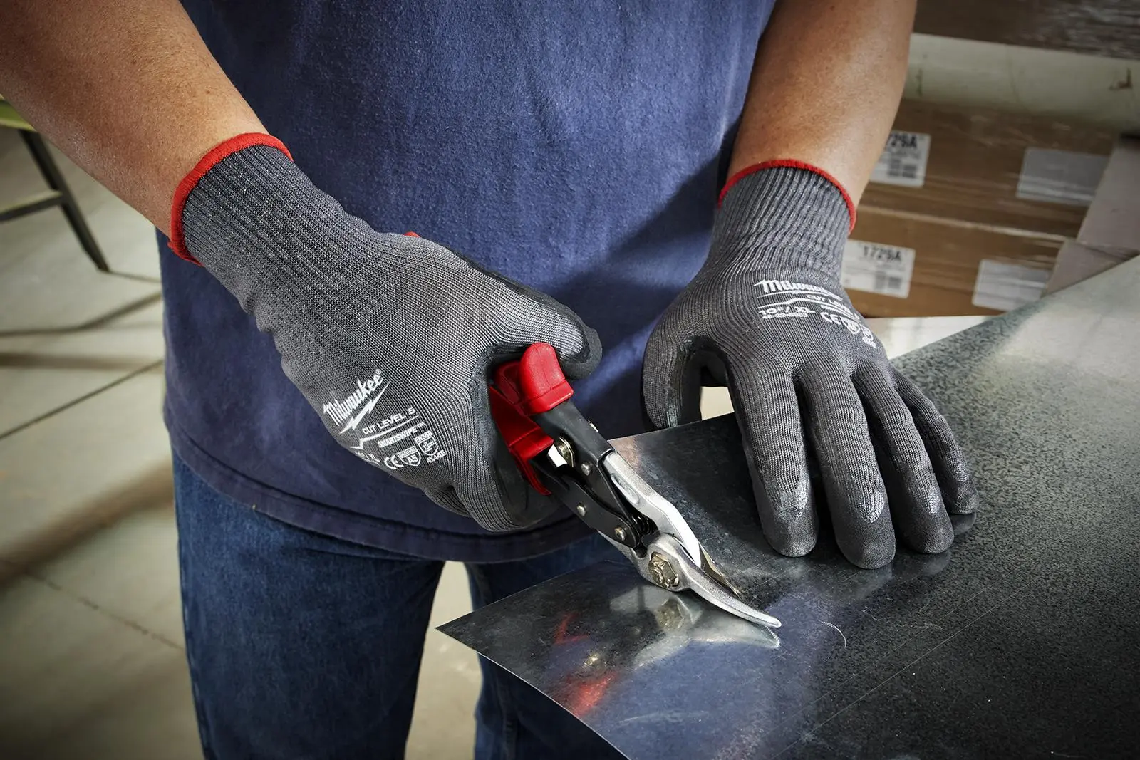 Milwaukee Safety Gloves Cut Level 5/E Dipped Glove Size 9 / L Large - Image 5