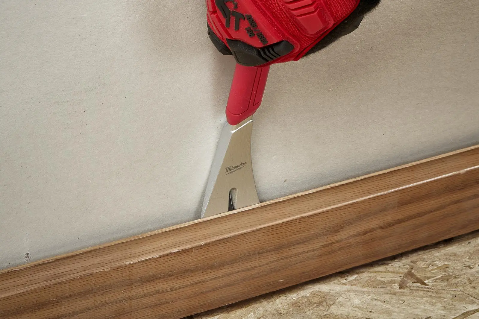 Milwaukee Trim Puller Pry Bar 10in 254mm - Image 7