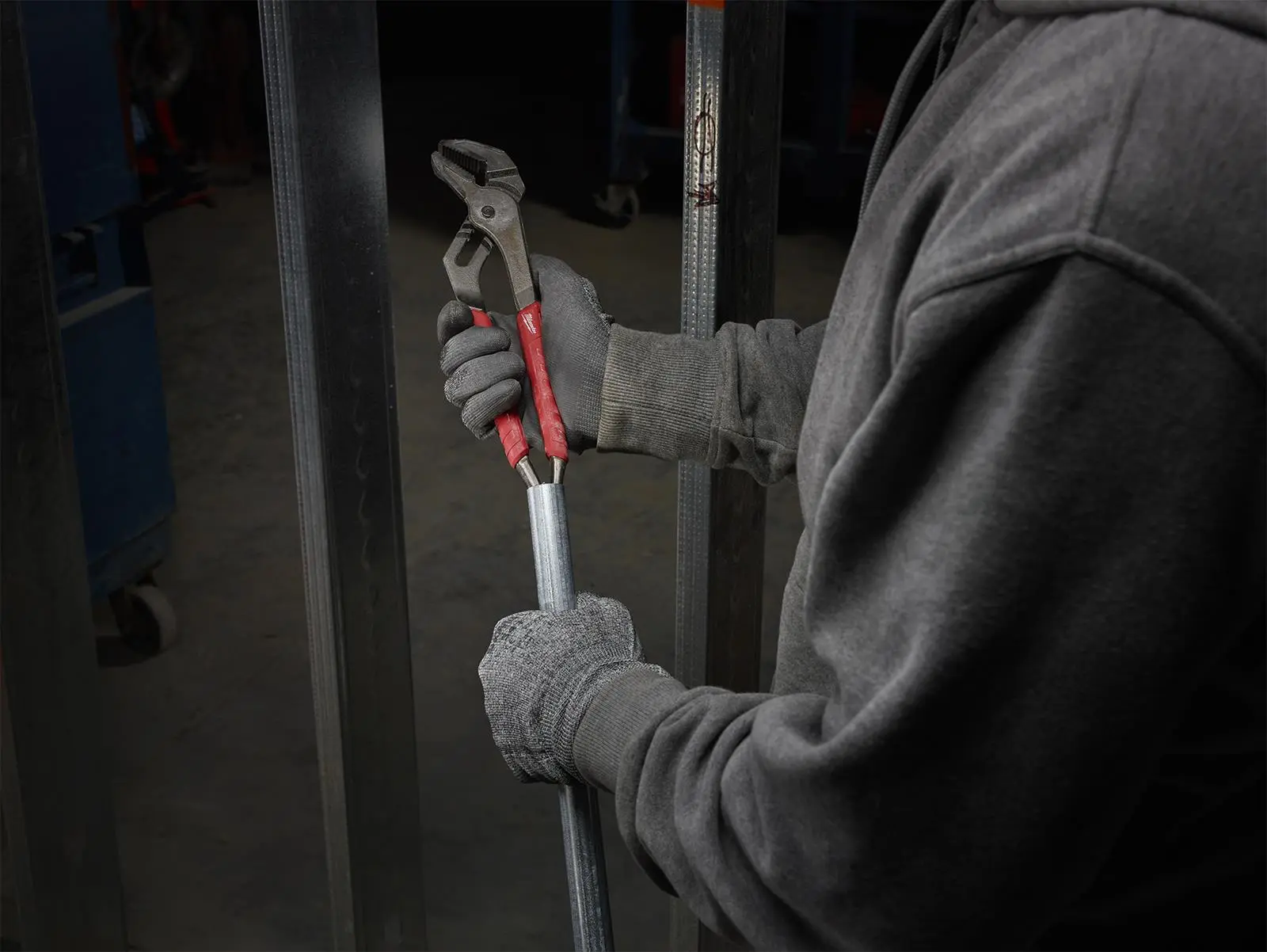 Milwaukee Water Pump Pliers Quick Adjust 200mm Push Button - Image 11