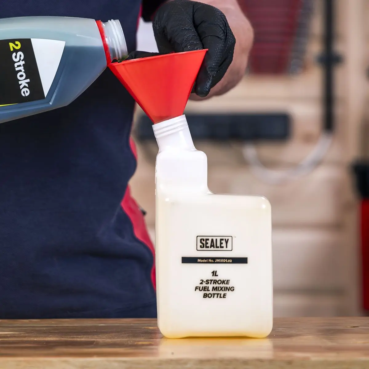 Sealey 1 Litre 2 Stroke Petrol/Fuel Mixing Bottle Engine Oil Ratios Car Motorbike - Image 8