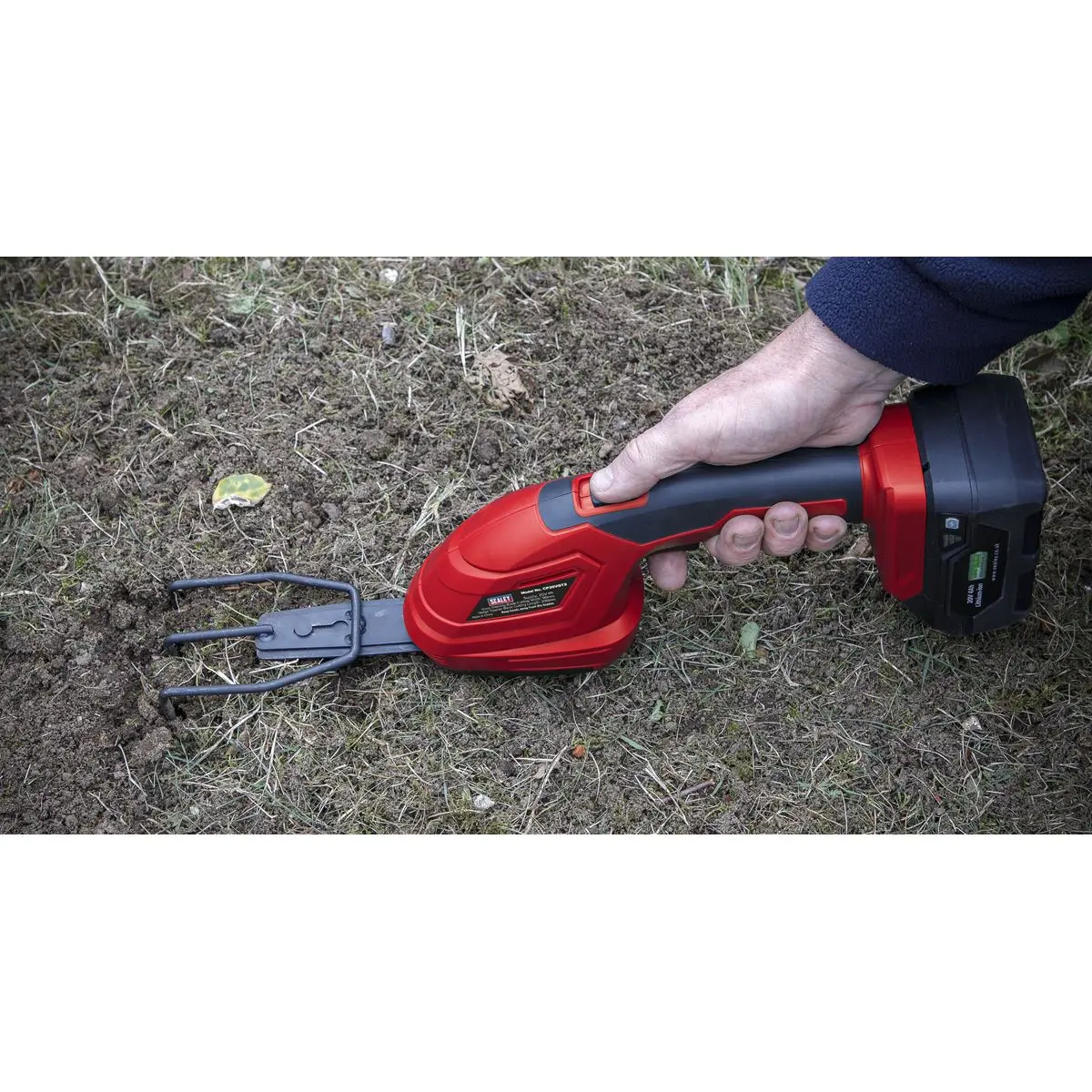 Sealey 2 x 20V SV20 Series Gardening/Pruning Cleaning Combo Kit - Image 4