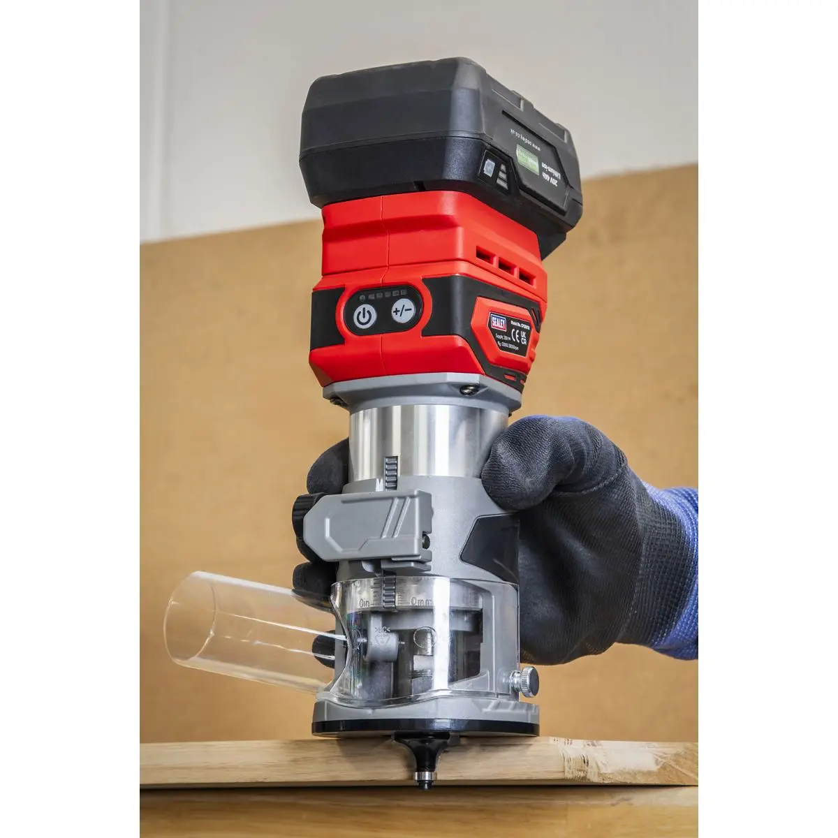 Sealey 20V SV20 Series Cordless Trimming Router Kit - 2 Batteries - Image 4