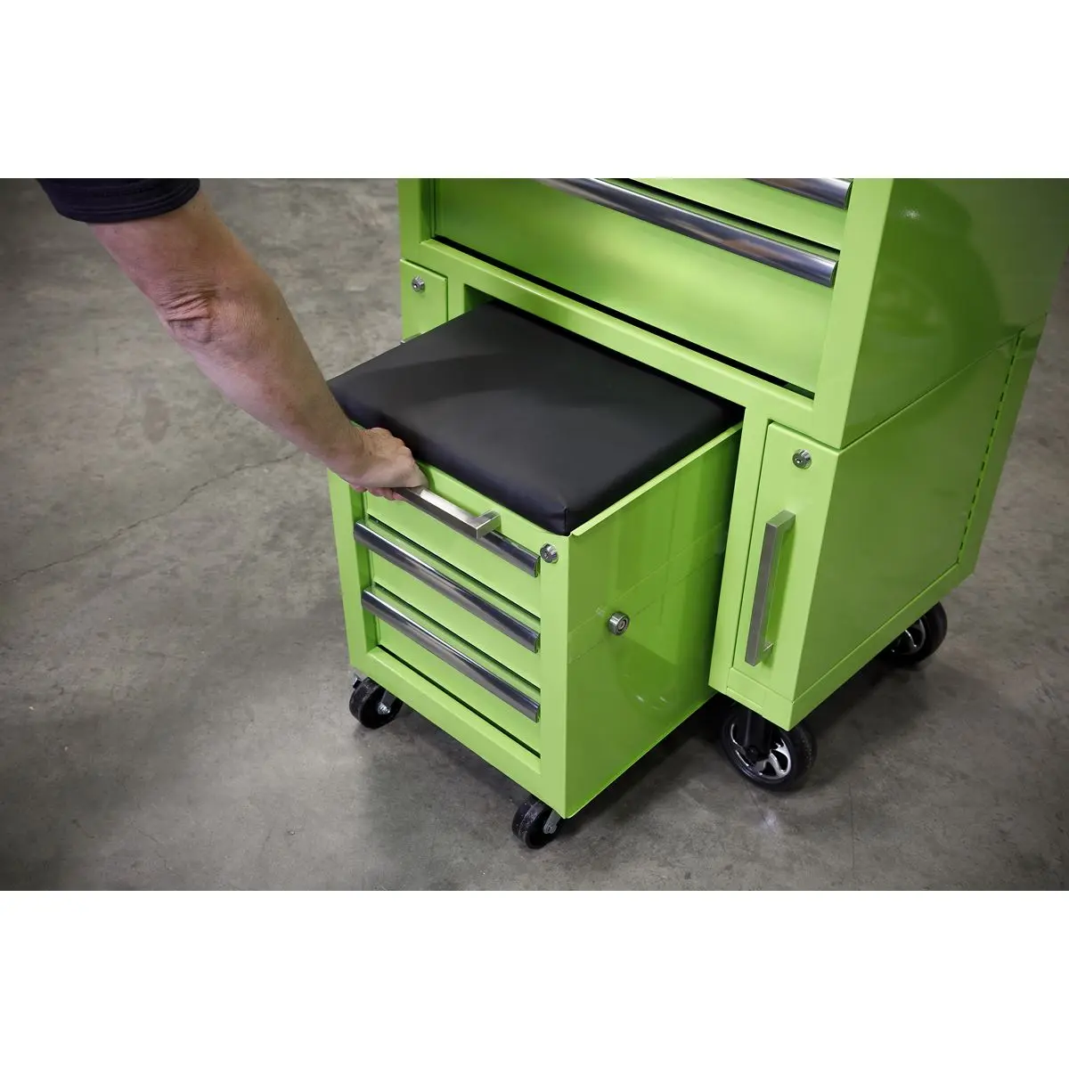 Sealey 4pc Rollcab & Utility Seat Kit with Creeper - Image 2