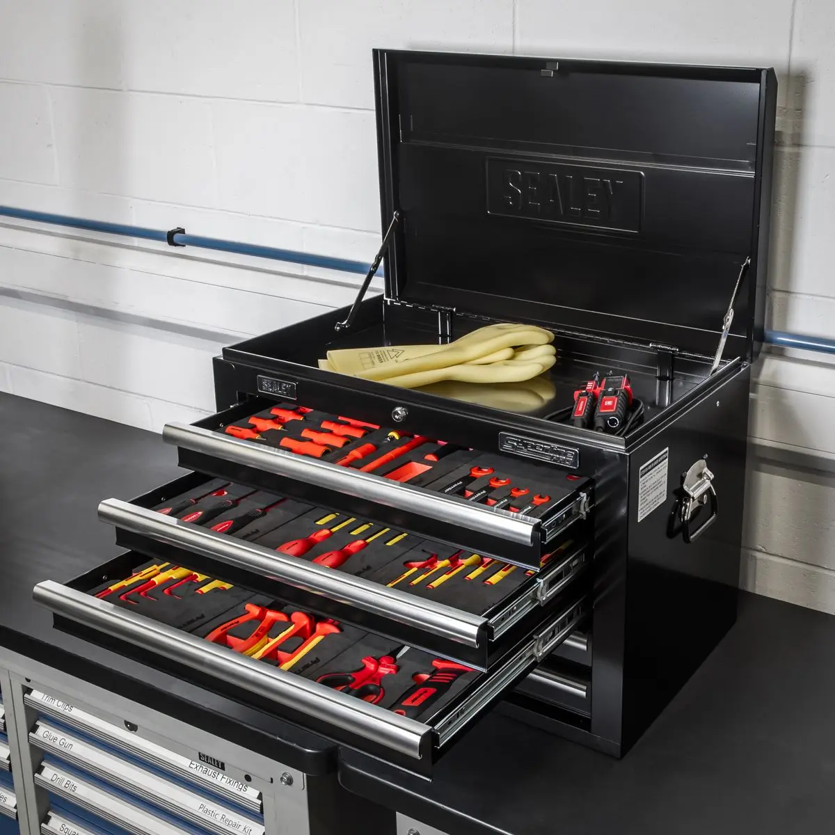 Sealey 63pc Insulated Tool Kit with 5 Drawer Topchest - Image 16